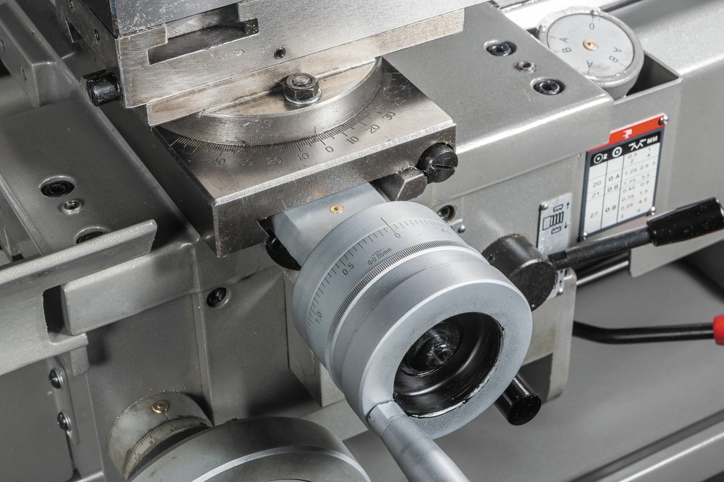 Токарно-винторезный станок Jet GHB-1330A DRO (50000700T)