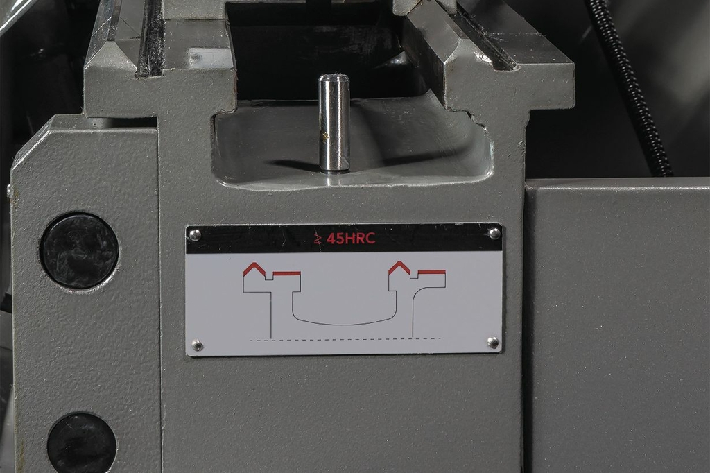 Токарно-винторезный станок Jet GHB-1330A DRO (50000700T)