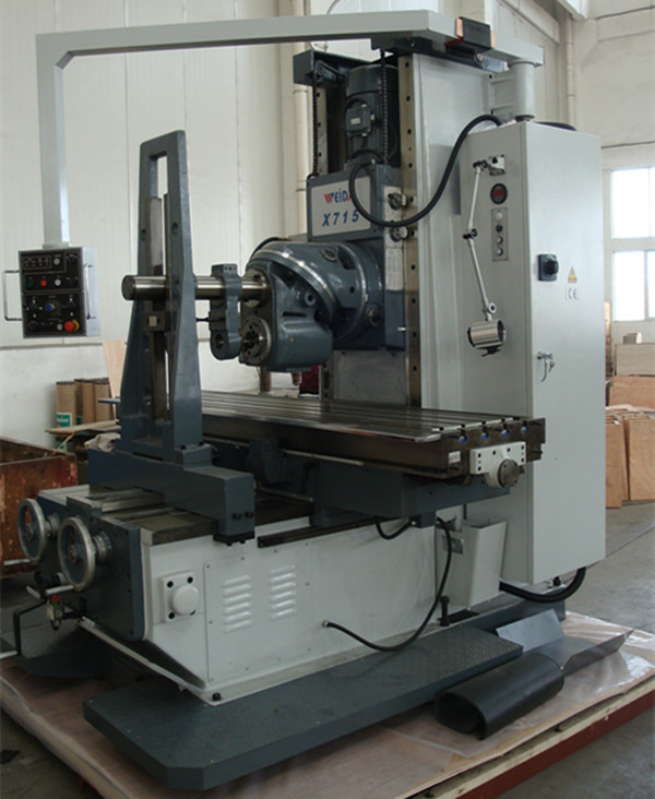 Тяжелый широкоуниверсальный фрезерный станок Weida X715 с УЦИ