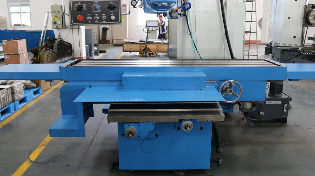 Тяжелый широкоуниверсальный фрезерный станок Weida X716