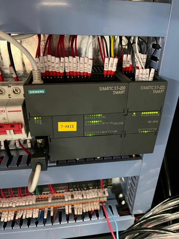 Углообжимной станок HKCNC-180 с ЧПУ