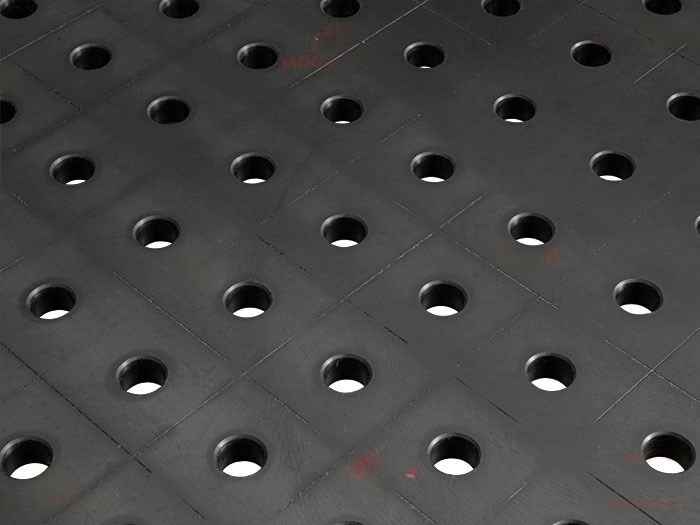 Сварочный стол D16 2*2*0.1 с плазменным азотированием