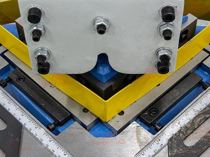 Ручной угловырубной станок HN-4