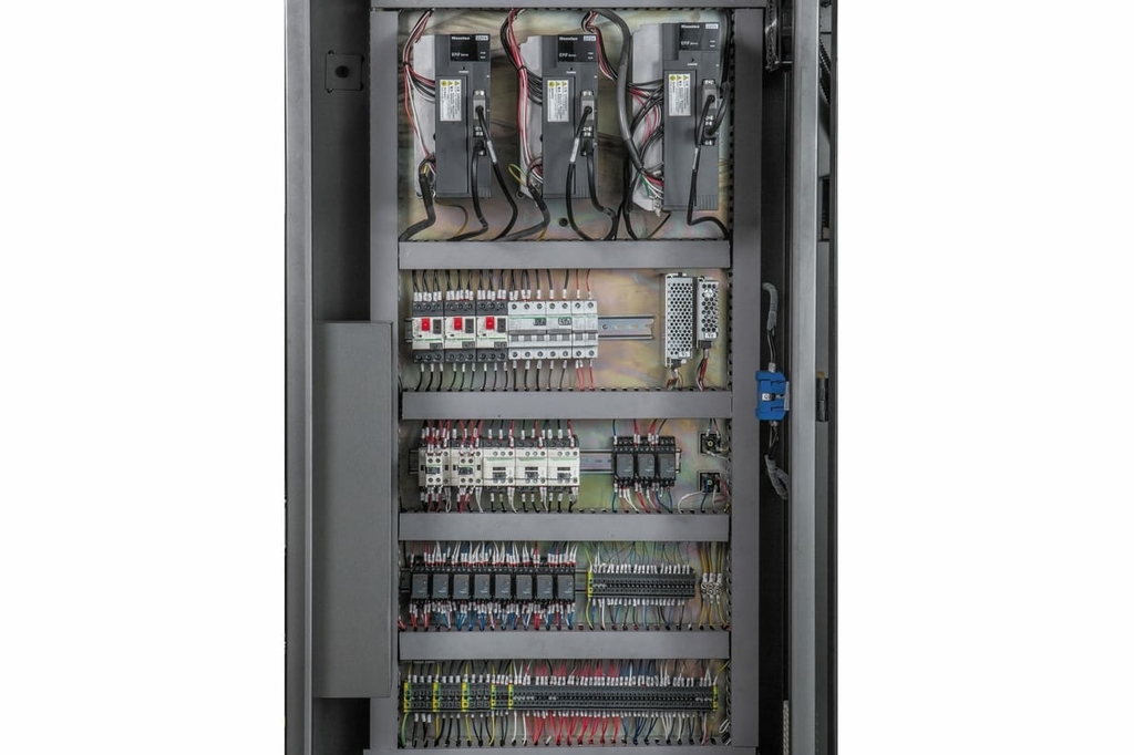 Универсальный фрезерный станок Jet JUM-2063VXL Servo DRO (50000852T)