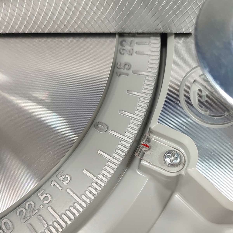 Торцовочная пила BELMASH MS C-210 (S256A)