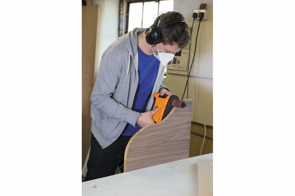 Triton TSPSP650 Осциляционно-шпиндельная шлифовальная машина 230В (TR461011)