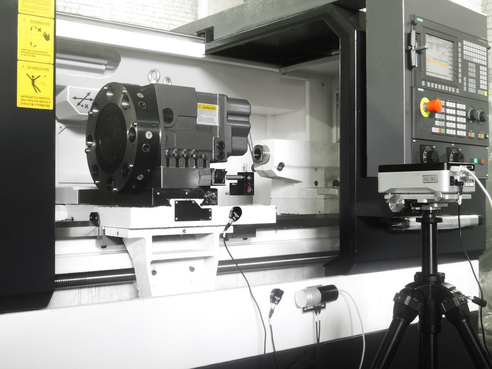 Токарный станок с ЧПУ ТС1625Ф3/2000