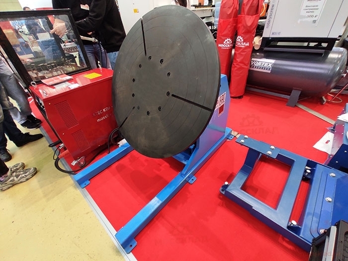 Сварочный позиционер BY-1200