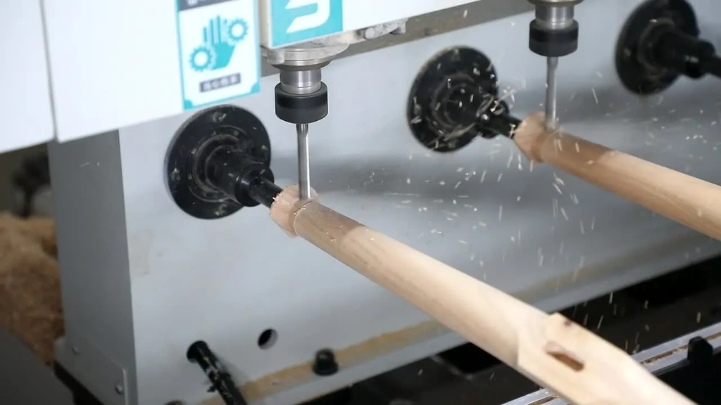 Комбинированный пятиосевой обрабатывающий центр  JUNRAN JR-5013B