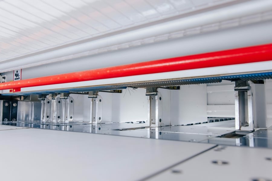 Форматно-раскроечный центр с чпу WoodTec WS-330C