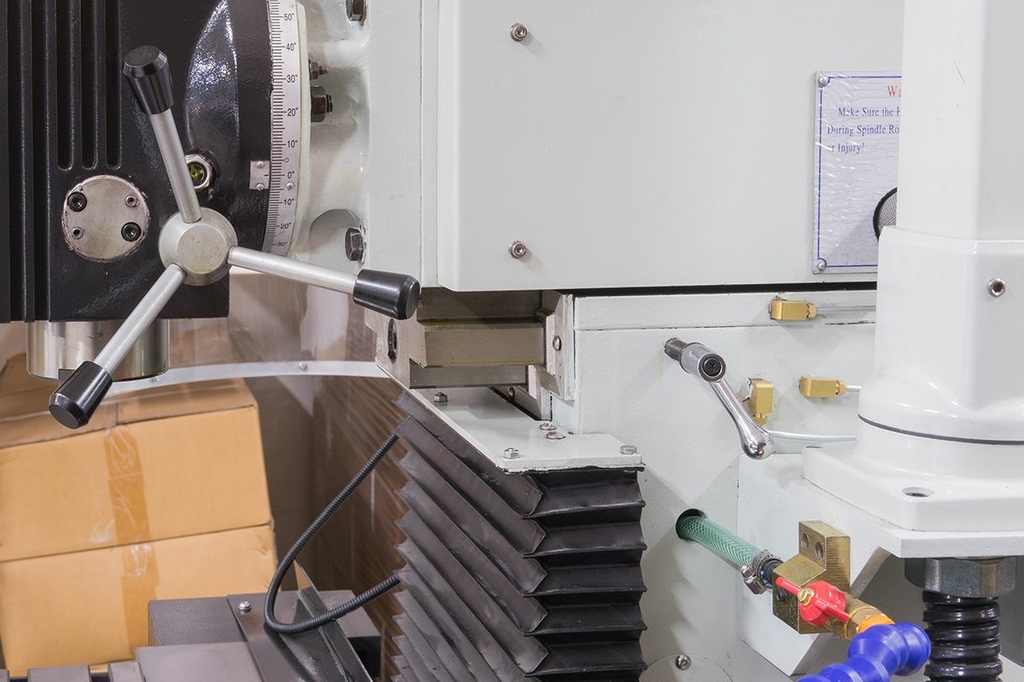 Инструментальный фрезерный станок Stalex WFM 800