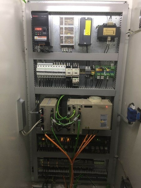 Автоматический сверлильно-присадочный станок с чпу WoodTec BHM 2490 R