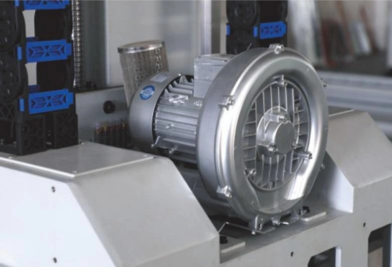 Пятиосевой обрабатывающий центр с ЧПУ JUNRAN JR-1218-4×4T+2