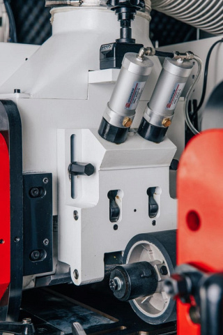 Четырехсторонний продольно-фрезерный станок QUADRO 723 High Speed SAW