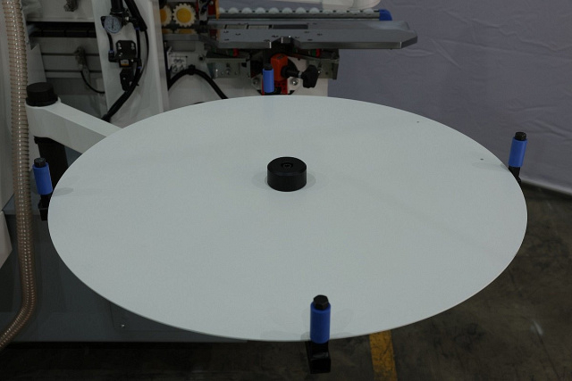 Автоматический кромкооблицовочный станок Nanxing NB860EC