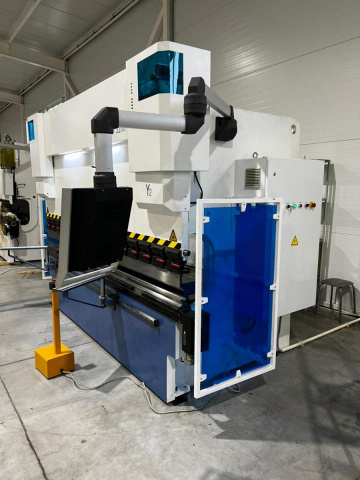 Синхронизированный гидравлический листогибочный пресс KPA 70-2500