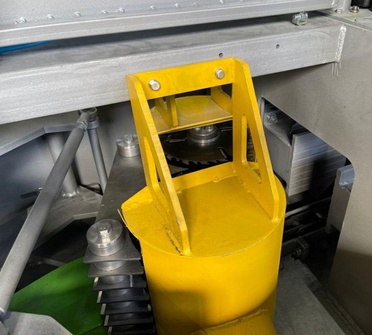 Фрезерно-пильный станок для тонкомера EcoWood UFP-260