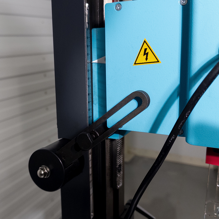 Фрезерно-сверлильный станок AURA FM-25VL (20025100)