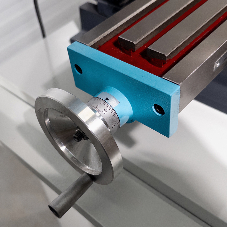 Фрезерно-сверлильный станок AURA FM-25VL (20025100)