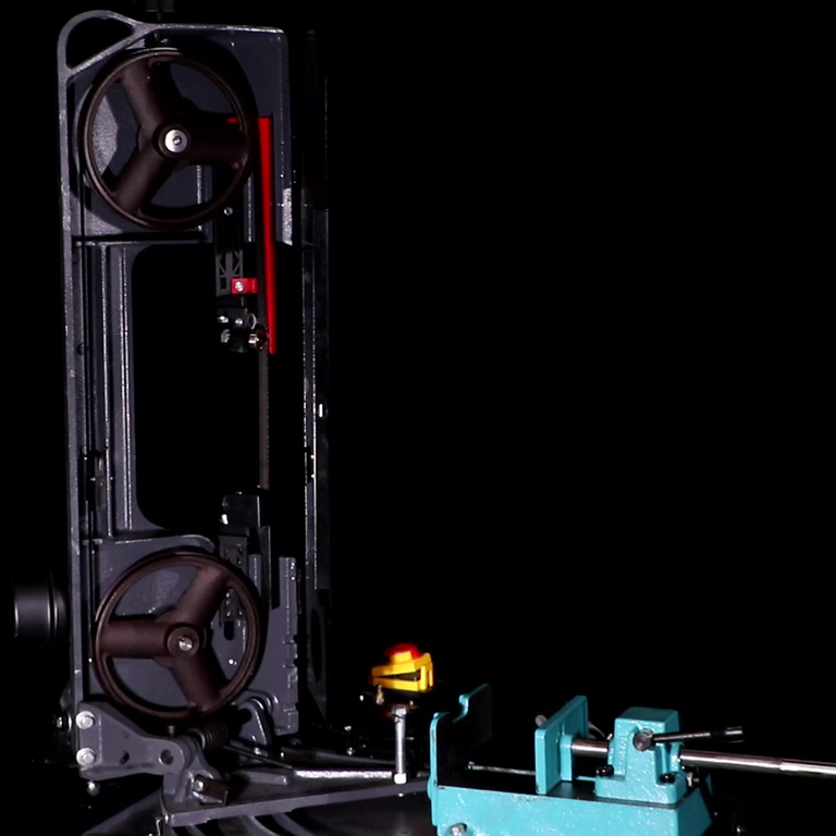 Ленточнопильный станок по металлу AURA LM-115U/220 (40115100)