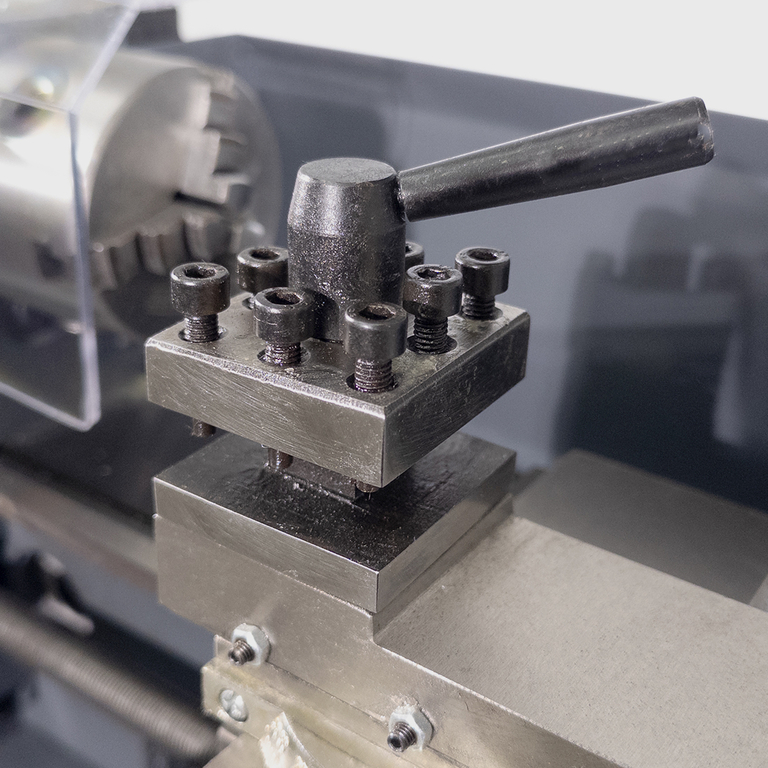 Настольный токарный станок AURA TM-300V (30030100)