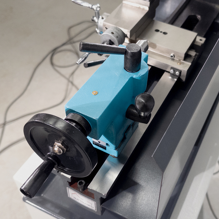 Настольный токарный станок AURA TM-300V (30030100)