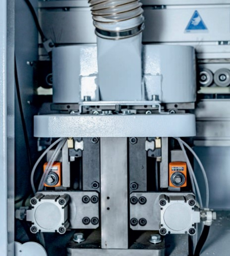 Автоматический кромкооблицовочный станок JIYU JY-465J