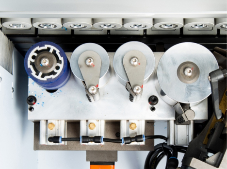 Автоматический кромкооблицовочный станок JIYU JY-465J