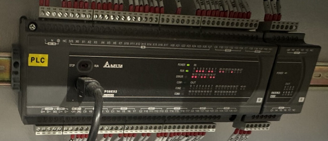 Автоматический кромкооблицовочный станок Excitech 736 Servo