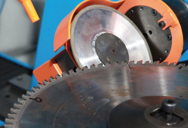 Автоматический станок с ЧПУ для заточки дисковых пил LAKFAM ASP-631F WL(N)