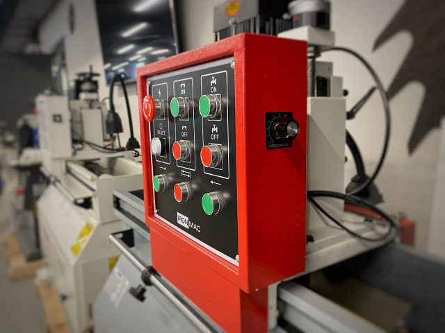 Станок для заточки строгальных ножей IRONMAC 701A