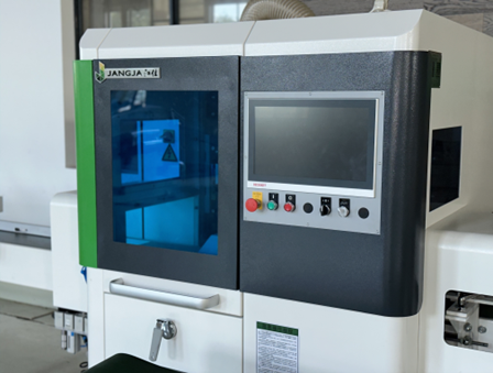 Автоматический торцовочный станок с функцией вырезки дефектов JANGJA AM8515 / EM8515