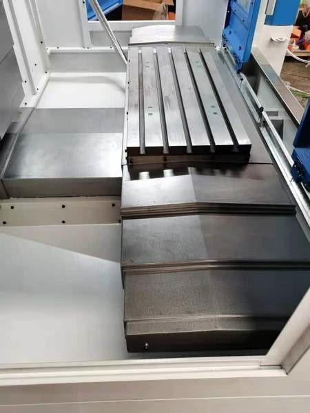 Вертикальный обрабатывающий центр с ЧПУ MetalTec TOPMILL 850S