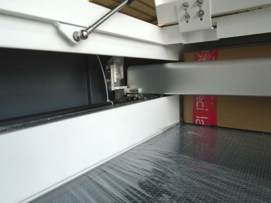 Лазерный станок для гравировки и резки Bodor BCL1006X (150W Reci W6)