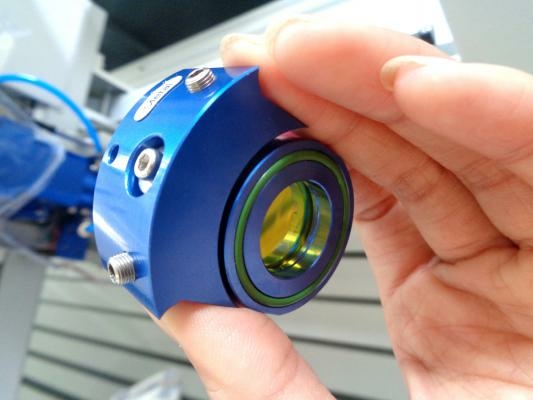 Универсальный лазерный станок для резки тонколистового металла и дерева Bodor BCL1309XM (150W Reci W6 + CW5200AH)