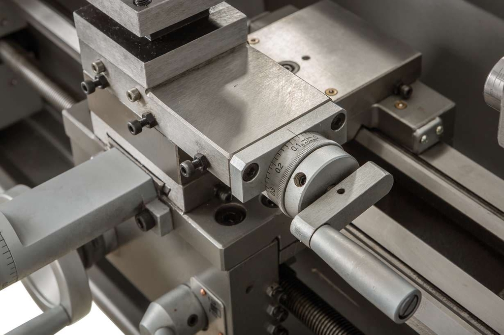 Настольный токарный станок по металлу JET BD-8VS (50000911M)