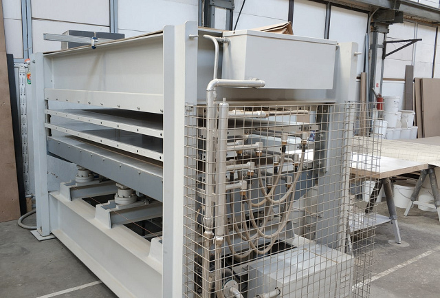 Гидравлические горячие прессы Vario Press 25-100/1