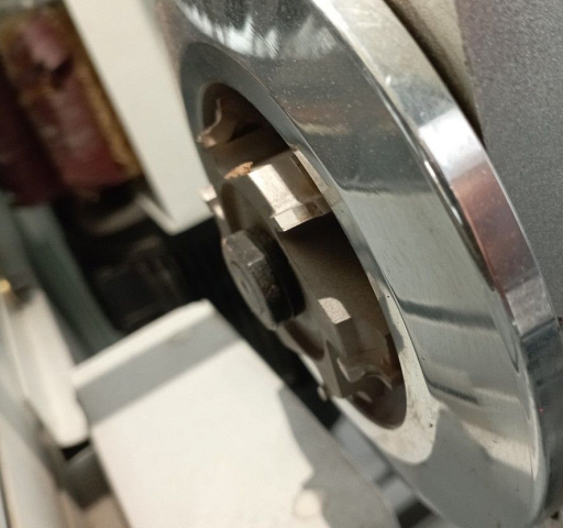 Кромкошлифовальные станки проходного типа EcoWood серии XSDLW X1S2D2L2W2 SERVO