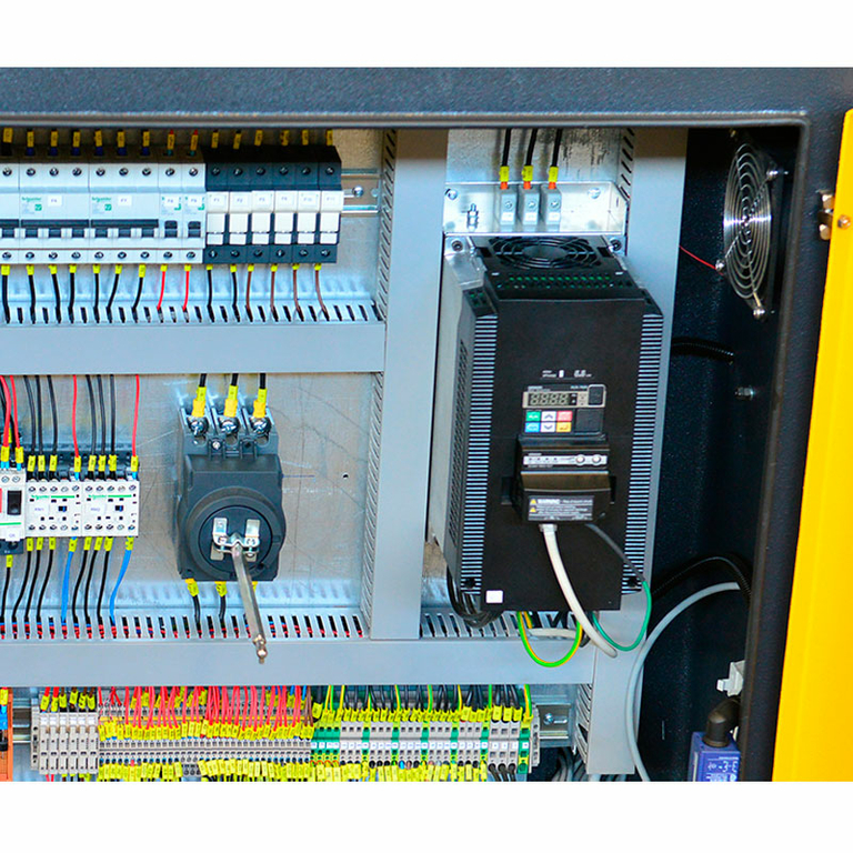 Дисковый отрезной станок с ЧПУ Beka-Mak BMDO 80CS