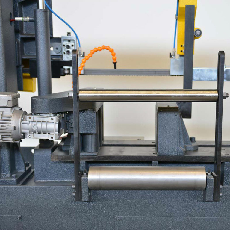 Ленточнопильный станок Beka-Mak BMSO 560C