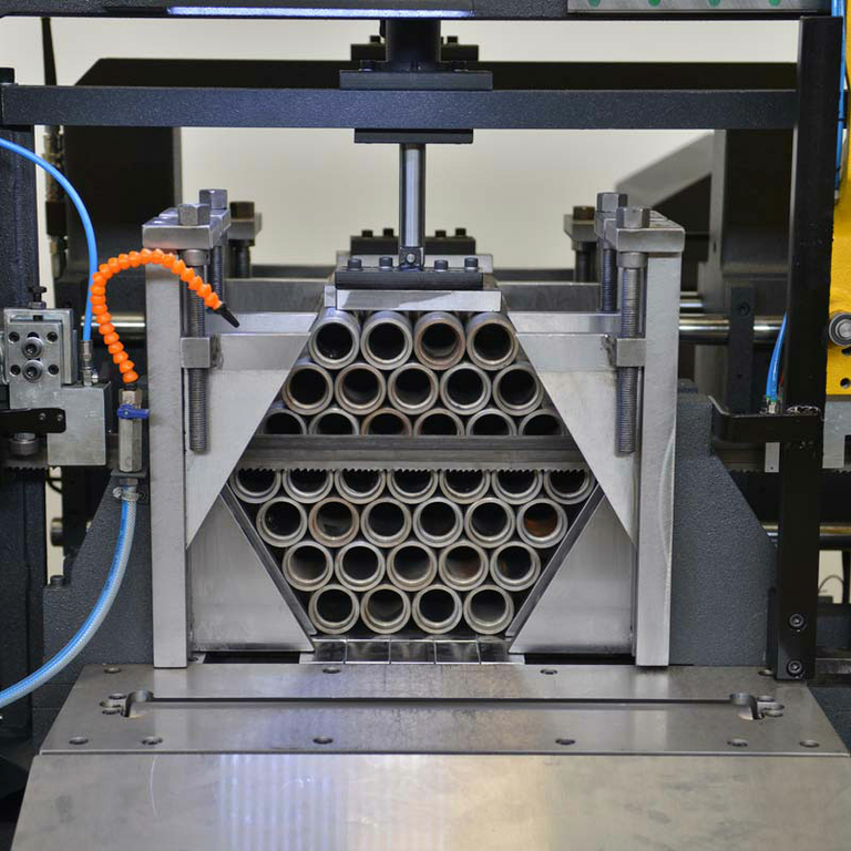 Ленточнопильный станок с ЧПУ Beka-Mak BMSO 460CH NC