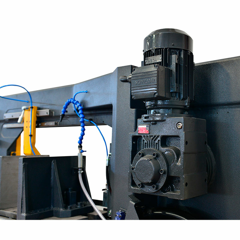 Ленточнопильный станок Beka-Mak BMSY 440