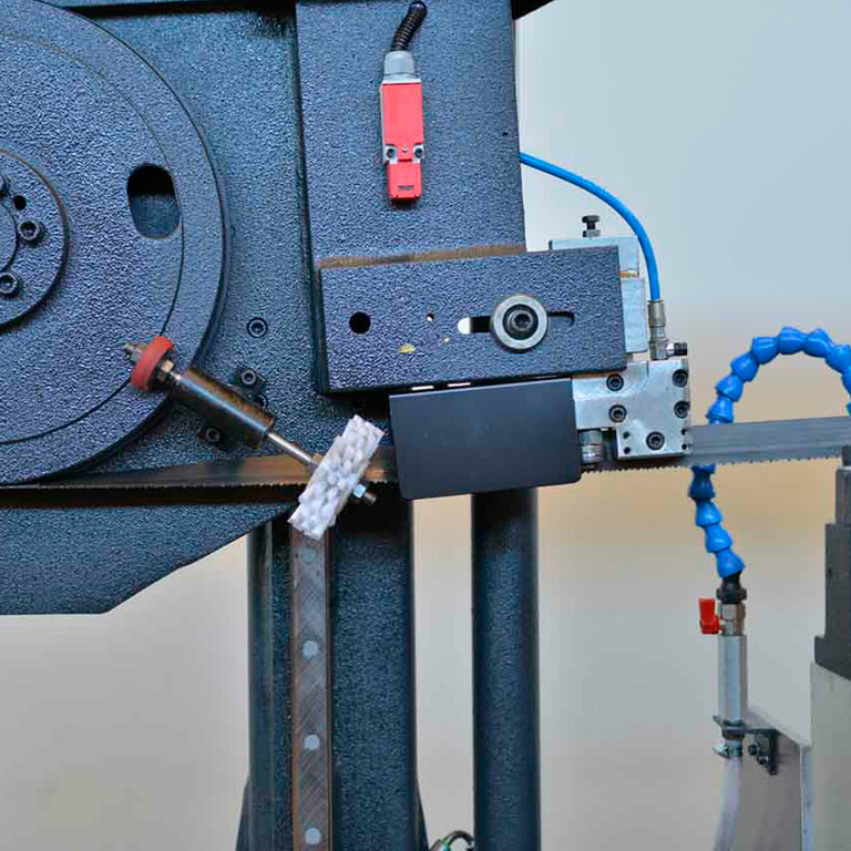 Ленточнопильный станок Beka-Mak BMSY 360CGH