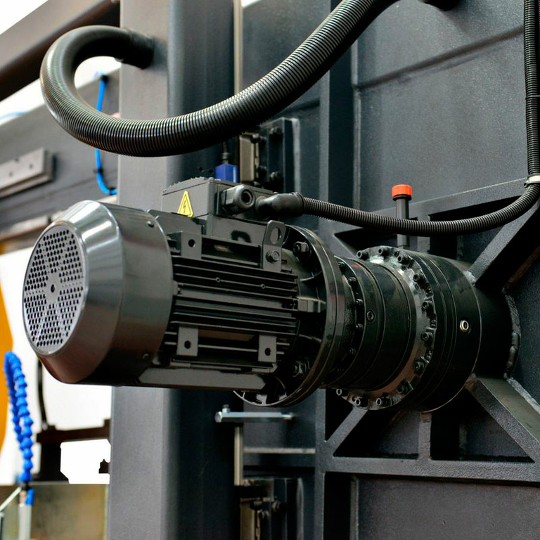 Ленточнопильный станок Beka-Mak BMSY 440CGH