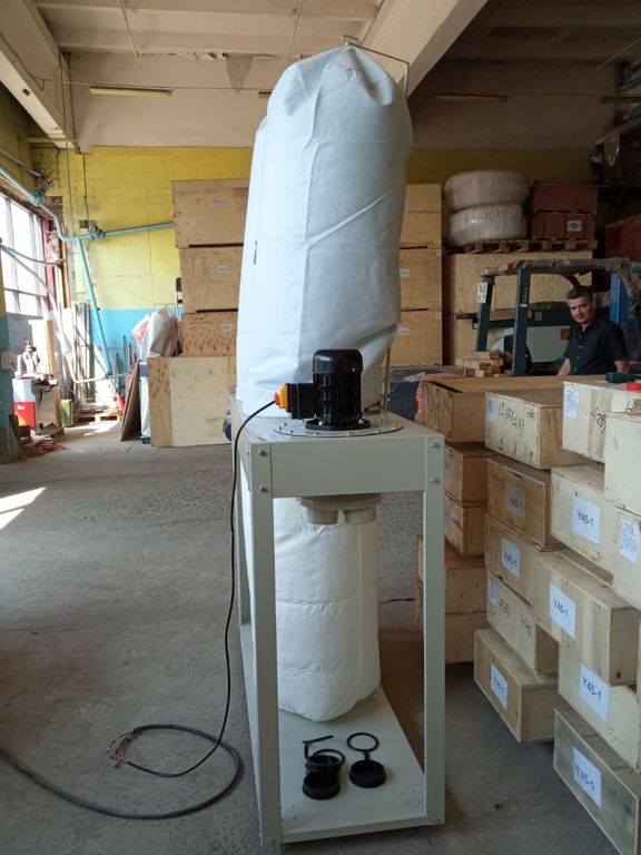 Пылеулавливающий агрегат К5000 (2 мешка, 2,2 кВт)