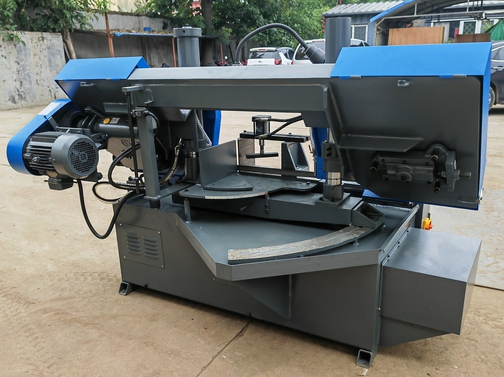 Ленточнопильный станок MetalTec BS 300 CZ (угол до 60°)