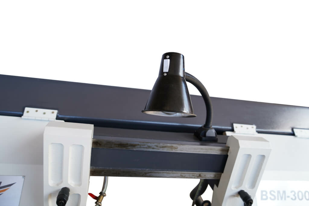 Ленточнопильный станок MetalMaster BSM-300 SAF