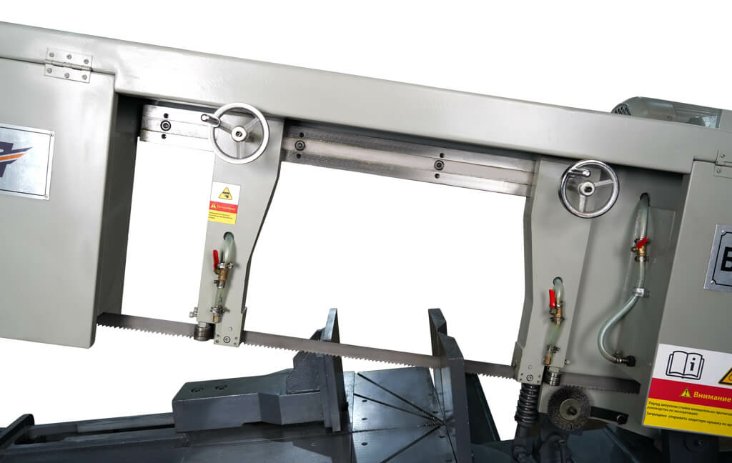 Полуавтоматический ленточнопильный станок MetalMaster BSM-330R SAF