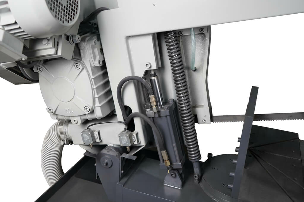 Полуавтоматический ленточнопильный станок MetalMaster BSM-330R SAF