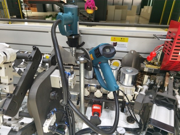 Автоматический кромкооблицовочный станок Nanxing NB875E